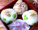 如月18 枝豆おにぎり 玄米ゆかり作り方1写真