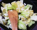 簡単おかず！ご飯がすすむ肉味噌キャベツ作り方4写真