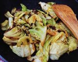 簡単おかず！ご飯がすすむ肉味噌キャベツ作り方7写真