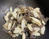 ごぼうとこんにゃくの甘辛生姜炒め作り方3写真