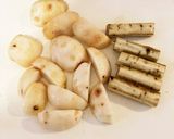 staubで里芋とごぼうのローズマリー風作り方1写真