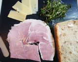 ライ麦パンのハムホットドック作り方1写真