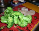 帆立とブロッコリーの炒め、生姜の風味作り方1写真