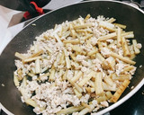 鶏そぼろとごぼうの旨味たっぷりパスタ作り方4写真