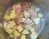 鶏肉カリフラワーの豆乳味噌スープ作り方3写真