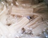豚肉こんにゃくのピリ辛煮です。作り方1写真