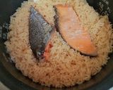 炊飯器にお任せ★鮭の炊き込みご飯作り方3写真
