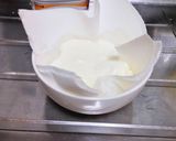 材料2つ★イチゴヨーグルト作り方1写真