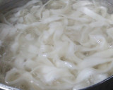 絶対おいしい、煮込み鶏の煮込みうどん作り方2写真