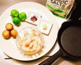 簡単エビと芽キャベツのアヒージョ おかず作り方1写真