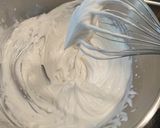 ふんわり春を運ぶいちごのロールケーキ作り方15写真