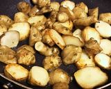 簡単♡菊芋のオリーブオイルソテーゆかり味作り方3写真