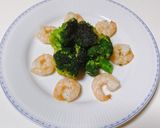 ぷりぷりエビとブロッコリー炒め作り方3写真