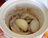 スロークッカーで作る豚スペアリブと玉ねぎの煮込み作り方4写真
