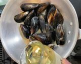 デパートで見つけたムール貝でパスタ！作り方5写真