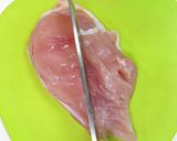 フライドチキンの鶏むね肉の切り方はこれ！作り方3写真