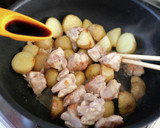 新じゃがと鶏もものはちみつ醤油炒め作り方5写真