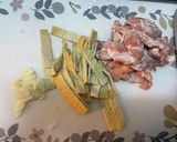 オデンと鶏せせりの燻製ペペロンチーノ作り方1写真