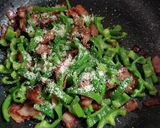 ベーコンとピーマンのチーズ風味炒め作り方7写真