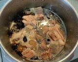 圧力鍋にお任せ　豚足と豚の角煮　黒酢入り作り方4写真