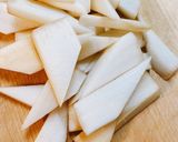 簡単！山うどと塩昆布のマヨポン和え作り方1写真