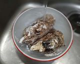 初心者さんも簡単！殻付き牡蛎の剥き方作り方3写真
