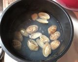 あさり、豆腐、エノキのお味噌汁作り方1写真