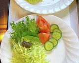 輪切りの胡瓜を並べたら はらぺこ青虫🐛作り方2写真