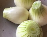 丸ごと新たまコンソメスープ作り方1写真