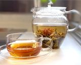 飲み終わった工芸茶を水中花で楽しむ作り方1写真