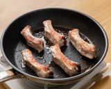 簡単！止まらない！骨付き豚肉の照り焼き作り方5写真