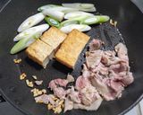 家常豆腐◎厚揚げと豚こま肉の中華炒め作り方3写真