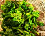 ※菜の花とサーモンのペッパー醤油炒め※作り方1写真