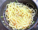 生ハムとルッコラのオイルパスタ作り方7写真