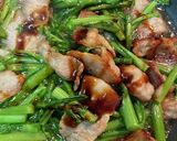 春菊と豚バラ肉のオイスターソース炒め作り方11写真