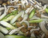 鶏とアスパラとクリームソースの炊き合せ作り方1写真