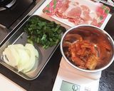 玉子入りで絶品！豚キムチ作り方1写真