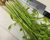 せりとサラダチキンのごまドレッシング和え作り方1写真