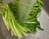 せりとサラダチキンのごまドレッシング和え作り方4写真