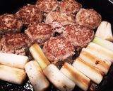 和風煮込みハンバーグ☆焼き長ネギも一緒に作り方4写真