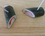 お弁当に✿かにかまとハムののり巻き作り方4写真