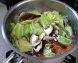 簡単！春キャベツの中華スープ作り方3写真