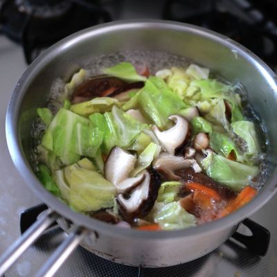 簡単！春キャベツの中華スープ by お天気ママ。 【クックパッド