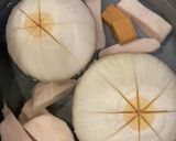 新玉ねぎとキャベツとサラダチキンのスープ作り方2写真
