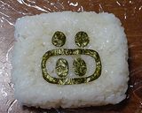 モノクロブーおにぎり【キャラ弁】作り方4写真