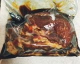 焼き豚アレンジ♪豚肉とブロッコリー炒め作り方1写真