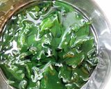 パパッと豆苗とワカメのナムル作り方1写真