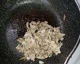 フライパン一つで豚肉ときのこのパスタ作り方4写真
