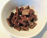 お皿一つ、レンジで簡単チョコの溶かし方作り方1写真
