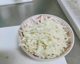 ピーマンと豚肉のマヨチーズバジル炒め作り方2写真